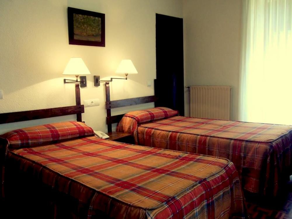 Hotel Termas De Liérganes Buitenkant foto