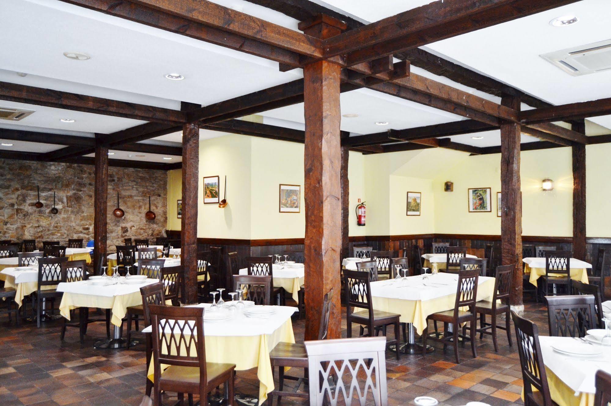 Hotel Termas De Liérganes Buitenkant foto