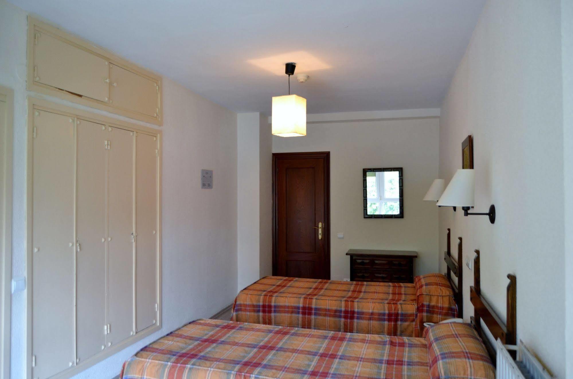 Hotel Termas De Liérganes Buitenkant foto
